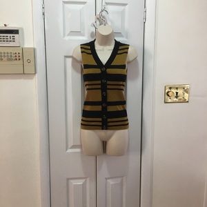 V-Neck Sweater Vest who what wear yellow